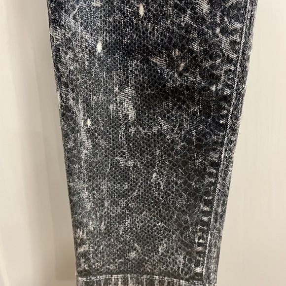 NWOT Current Elliot snakeskin jeans - Picture 6 of 9